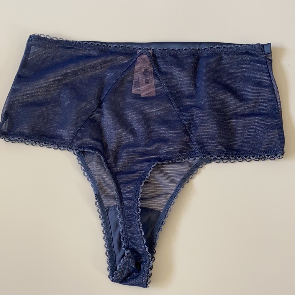 Victoria’s secret women's panty size Small - Picture 8 of 10